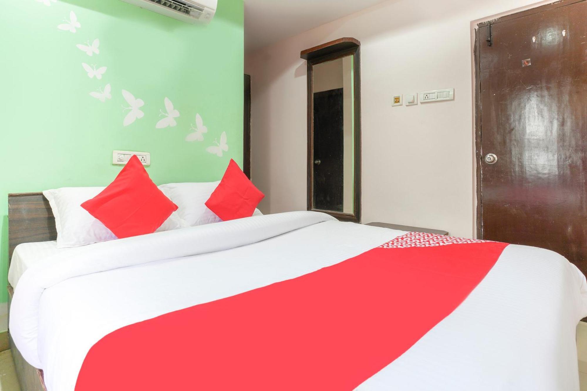Spot On Sunshine Inn Hyderabad Exterior photo